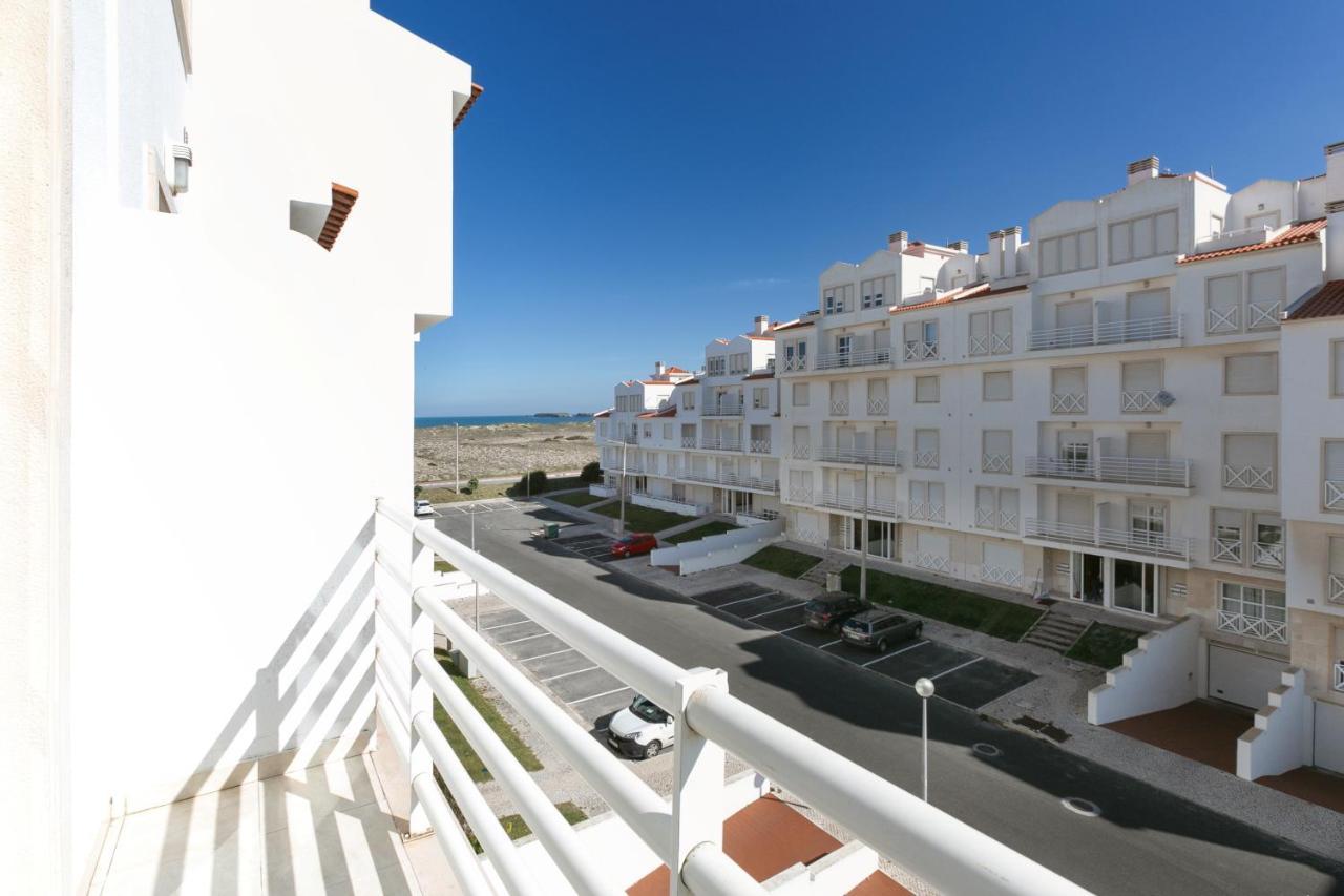 Baleal Beachfront Duplex Apartment Peniche