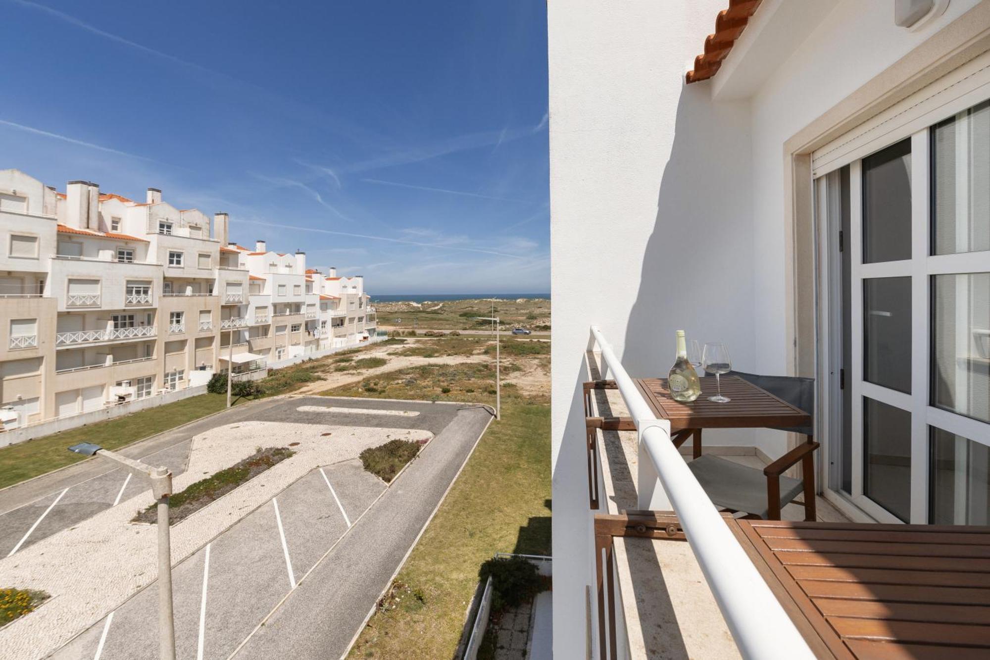 Baleal Beachfront Duplex Peniche