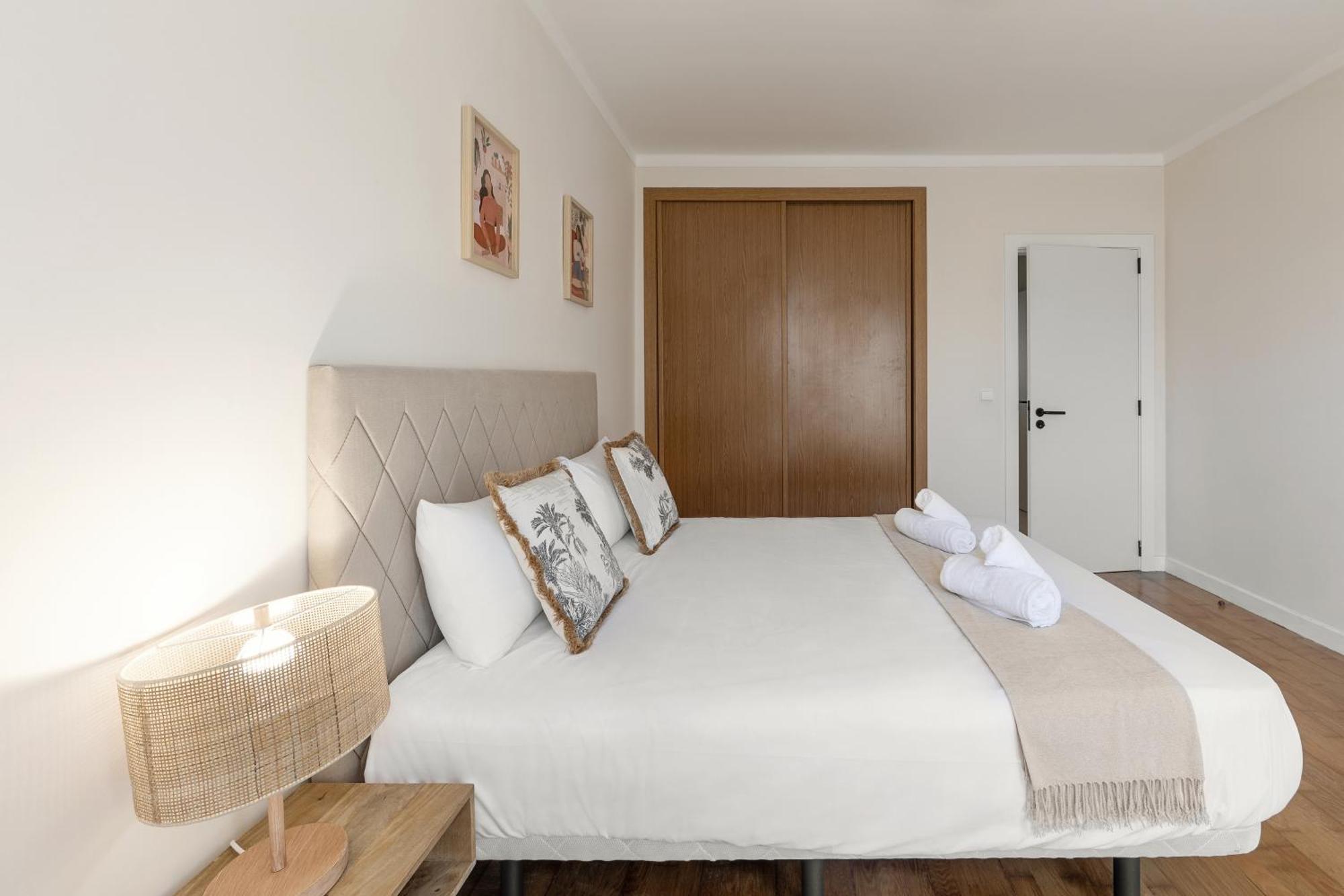 Baleal Beachfront Duplex Apartment *